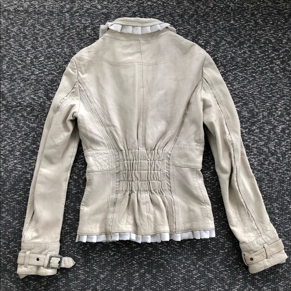 Paola Frani Leather Jacket - Picture 4 of 15